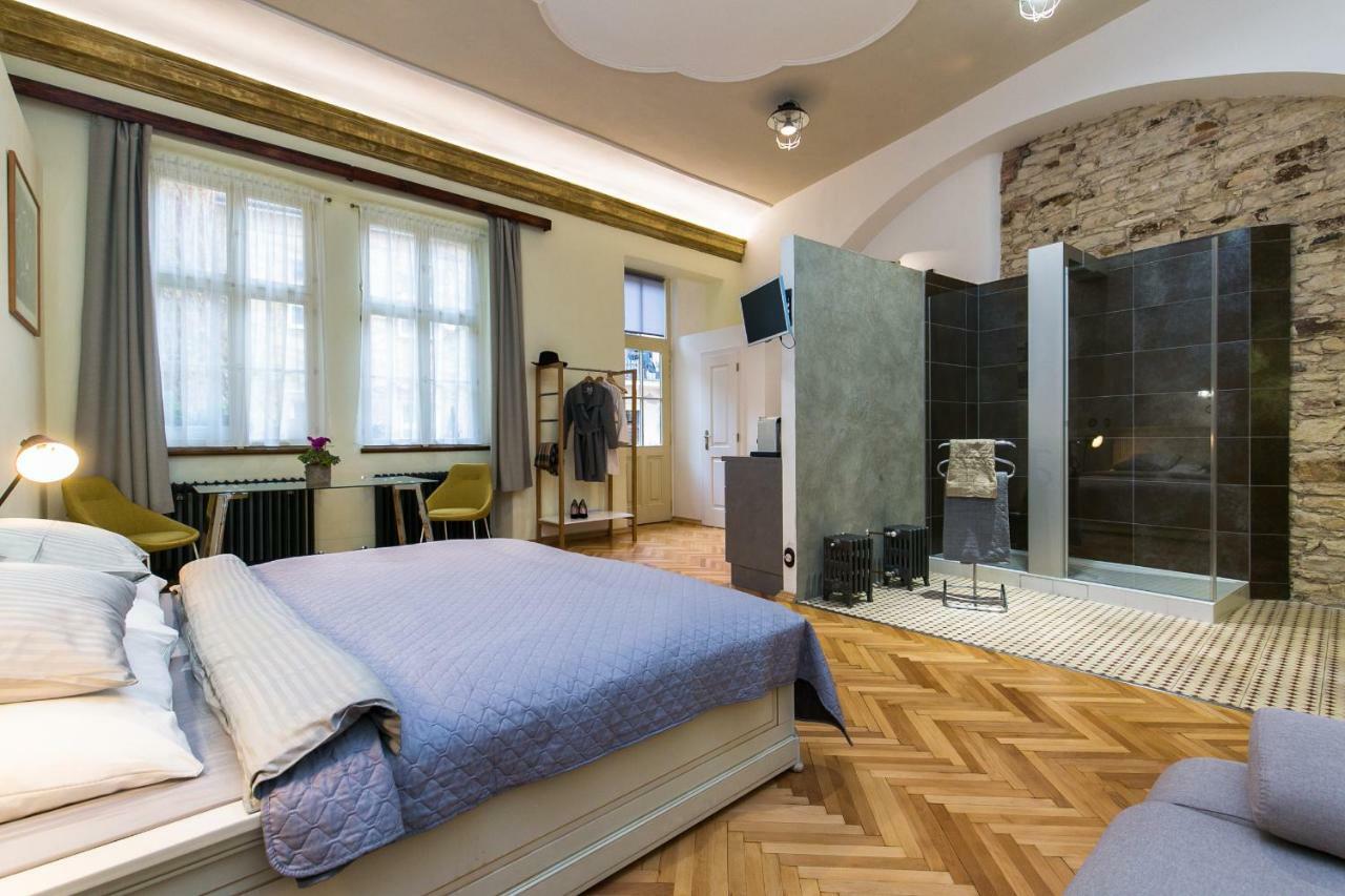 Apartment Nebovidy I - Historic Centre - Terrace - Air Conditioning Prag Exterior foto