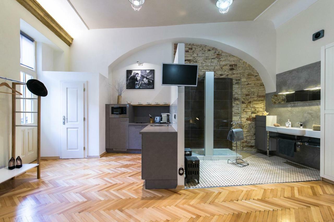 Apartment Nebovidy I - Historic Centre - Terrace - Air Conditioning Prag Exterior foto